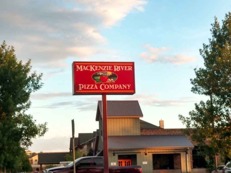 MacKenzie River Pizza Co.